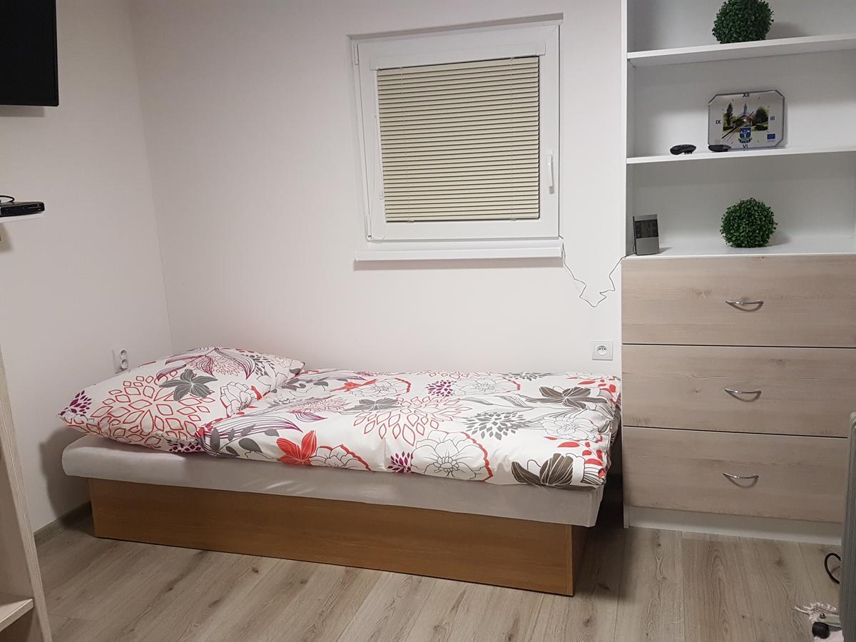 Chatka Na Hranici Circ Luaran gambar